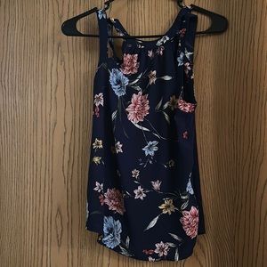 Express tank top
